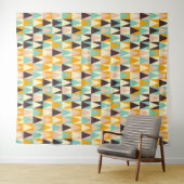 Geometric pattern of multi-colored triangles タペストリー (インサイチュ(横))
