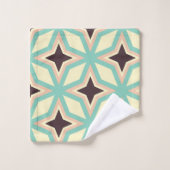 Geometric pattern with alternating dark star shape バスタオルセット (ウォッシュタオル)