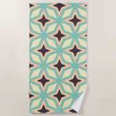 Geometric pattern with alternating dark star shape ビーチタオル (正面)