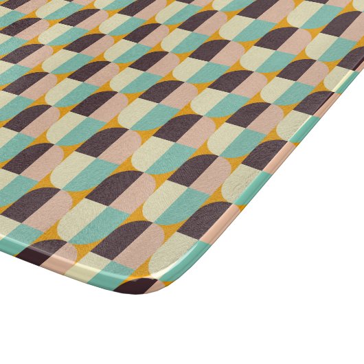 Geometric pattern with overlapping half-circles カッティングボード (角)