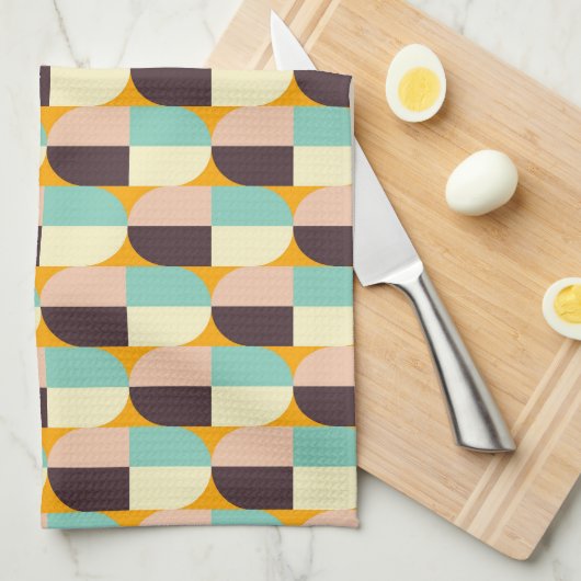 Geometric pattern with overlapping half-circles キッチンタオル (四つ折り)