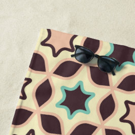  Geometric pattern with star shapes in brown and t ビーチタオル