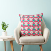 Geometric Triangle Pattern Throw Pillow クッション (椅子)