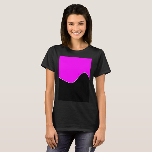 GEOMETRIC TWO TONE PATTERN FUCHSIA AND BLACK Tシャツ (正面フル)