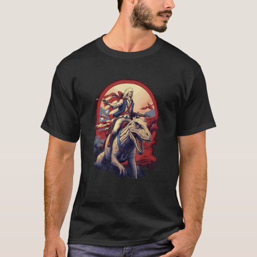 George Washington on a Dinosaur on July 4th Indepe Tシャツ (正面)