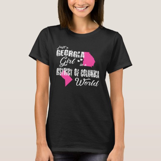 Georgia  Just a Georgia girl in a District of Colu Tシャツ (正面)