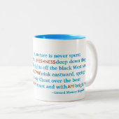 Gerard Manley Hopkinsの神の壮大さの公有地 ツートーンマグカップ (正面右)