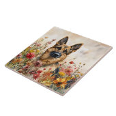German Shepherd Among Vibrant Wildflowers タイル (側面)