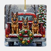 German Shepherd Christmas Red Truck Holiday セラミックオーナメント (裏面)