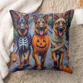 German Shepherd Dogs Trick-or-Treating Halloween クッション (ブランケット)