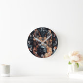 German Shepherd in Leaves ラウンド壁時計 (ホーム)