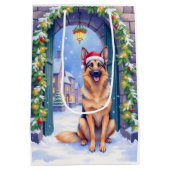 German Shepherd Snowy Town Gate Santa Christmas ミディアムペーパーバッグ (裏面)