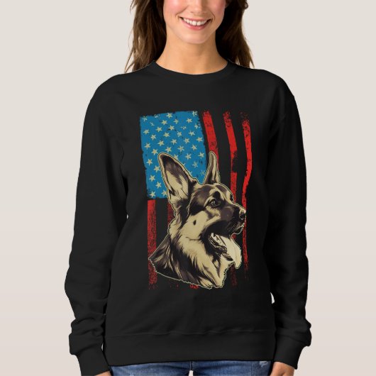 German Shepherd USA American Flag 4th of July Grun スウェットシャツ (正面)