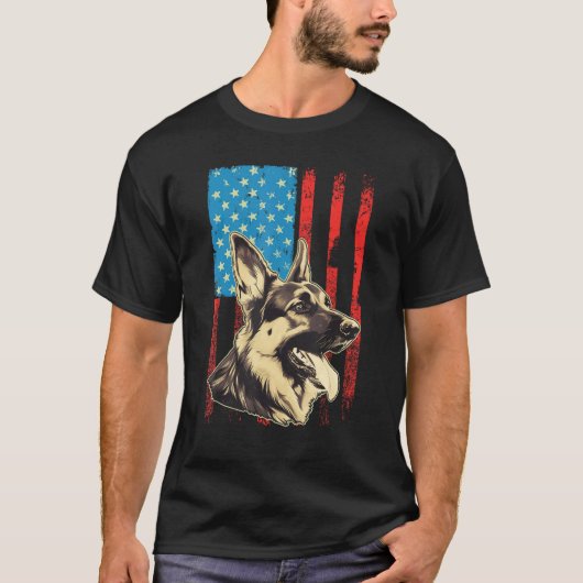 German Shepherd USA American Flag 4th of July Grun Tシャツ (正面)