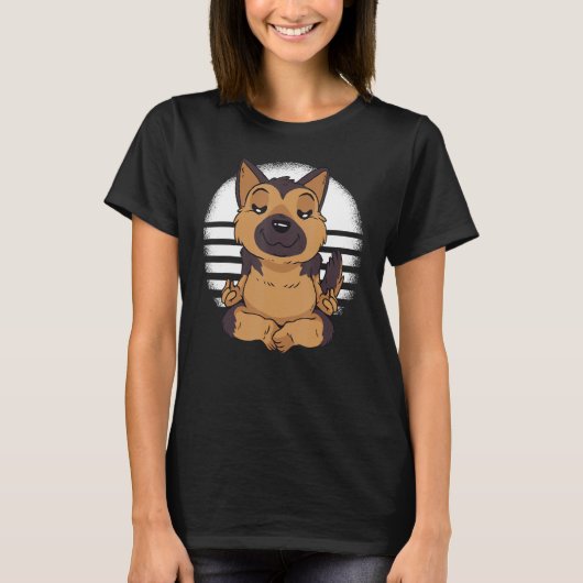 German Shepherd yoga meditation meditate Funny dog Tシャツ (正面)
