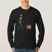 German Spitz Skeleton Dog Walking Halloween Dog Tシャツ (正面)
