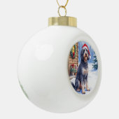 German Wirehaired Pointer Snowy Lodge Santa Hat セラミックボールオーナメント (左)