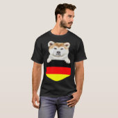 Germany Flag Akita Dog In Pocket Tシャツ (正面フル)