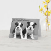 Get Well Soon Boston Terrier Puppiesカード カード (黄色い花)