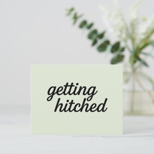 Getting Hitched Save the Date Postcard ポストカード (スタンド正面)