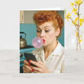 Getting Old Birthday Retro Redhead Woman Texting  カード (黄色い花)
