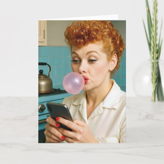 Getting Old Birthday Retro Redhead Woman Texting  カード (正面)