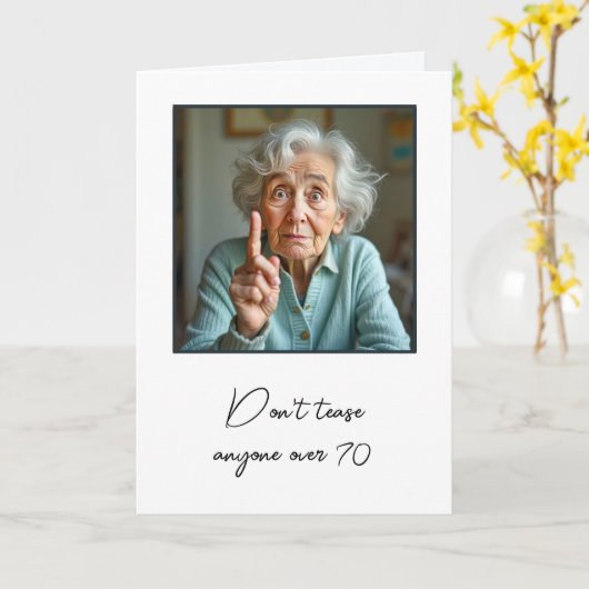 Getting Older Birthday Fun Old Lady カード (黄色い花)