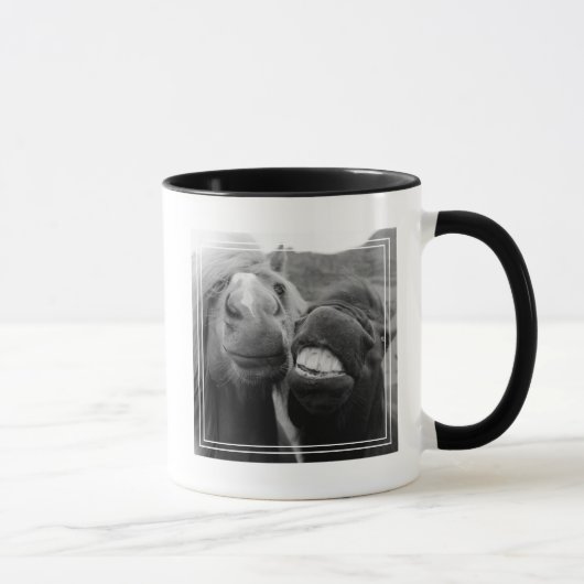 Gettyのイメージ|の微笑の馬 マグカップ (右)