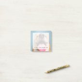 Gettyのイメージ|の非常に幸せなコーギー ポストイット (デスク上)