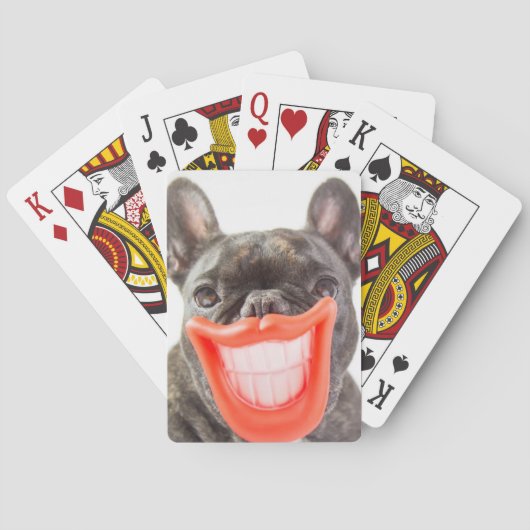Gettyのイメージ| Aの微笑犬 トランプ (裏面)