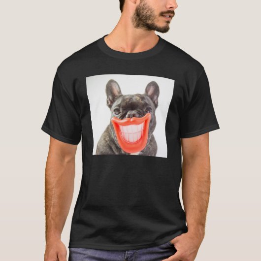 Gettyのイメージ| Aの微笑犬 Tシャツ (正面)