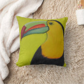 GGによる淡黄緑のToucan クッション (ブランケット)