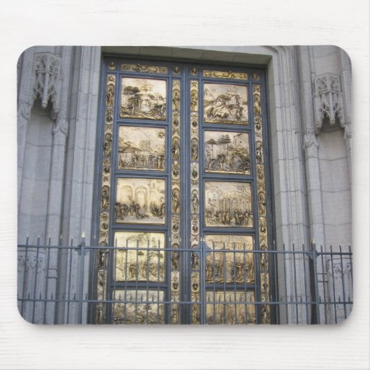 Ghibertiのドア マウスパッド (正面)