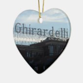 Ghirardelli正方形のサンフランシスコ セラミックオーナメント (左)