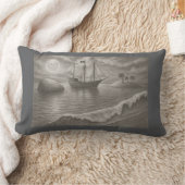 Ghost Ship Pirate – Nautical Moonlit Ocean ランバークッション (ブランケット)
