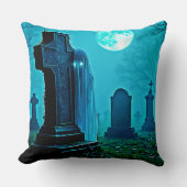 Ghostly Figure in a Graveyard Design クッション (正面)