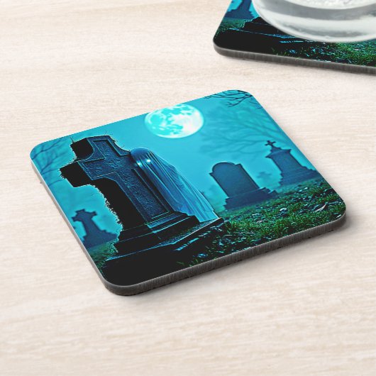 Ghostly Figure in a Graveyard Design コースター (左側)