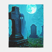 Ghostly Figure in a Graveyard Design フリースブランケット (正面)