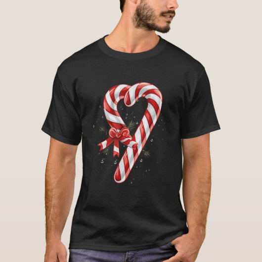 Giant Candy Cane Heart Christmas Gifts Red and Whi Tシャツ (正面)