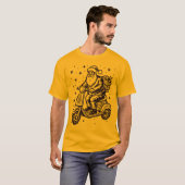 Gifボックス付きスクーターに乗るサンタデザイン Tシャツ (正面フル)