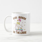 Gigi Goose On The Loose Funny Birthday Matching Fa コーヒーマグカップ (左)