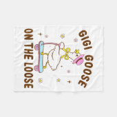 Gigi Goose On The Loose Funny Birthday Matching Fa フリースブランケット (正面(横))