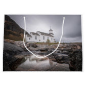 Gimsoy Church Lofoten Norway ラージペーパーバッグ (正面)