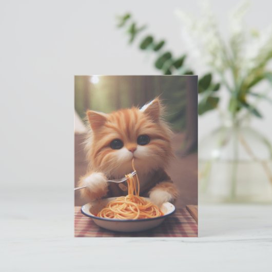 Ginger Kitty Eats Spaghetti ポストカード (スタンド正面)