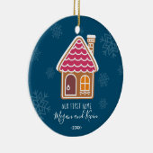 GIngerbreadハウス私たちの最初のホームクリスマス セラミックオーナメント (右)