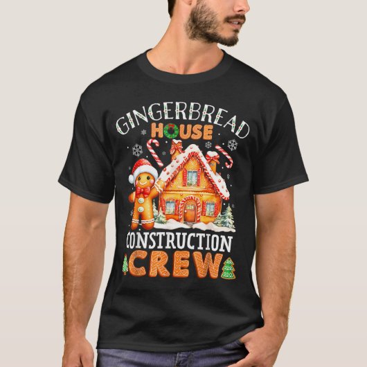 Gingerbread House Construction Crew Decorating Bak Tシャツ (正面)