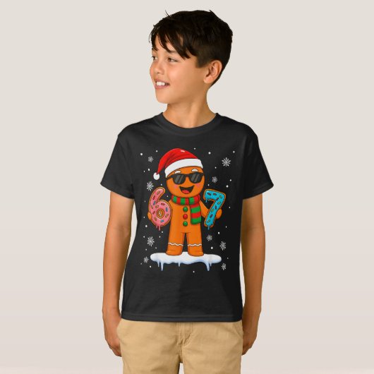 Gingerbread Six Seven 67 Meme 6 7 Funny Christmas Tシャツ (正面フル)