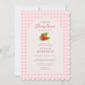 Gingham Berry Sweet Strawberry Baby Shower 招待状 (正面)