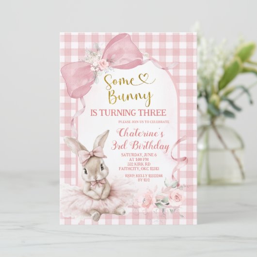 Gingham Blush Pink Floral Bow Bunny Ballerina 招待状 (スタンド正面)