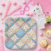 Gingham Cathedral Window Quilt Design ペーパープレート (パーティー)